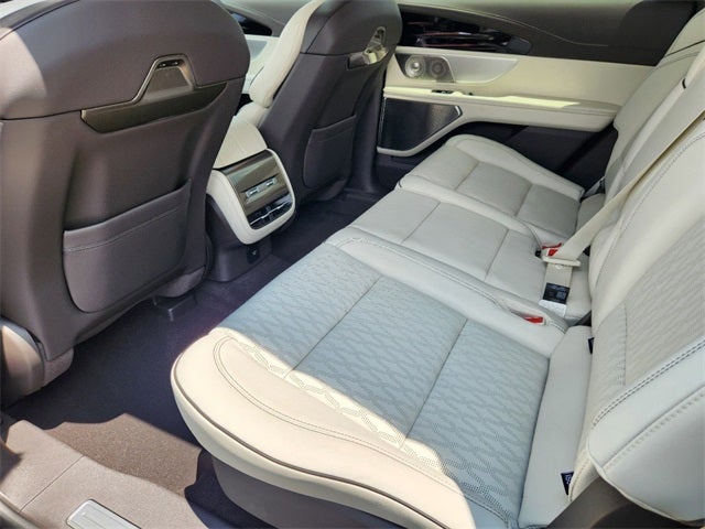 2024 Lincoln Nautilus Black Label