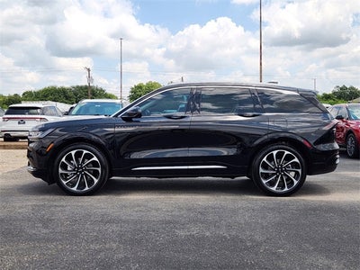 2024 Lincoln Nautilus Black Label