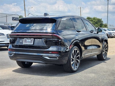 2024 Lincoln Nautilus Black Label