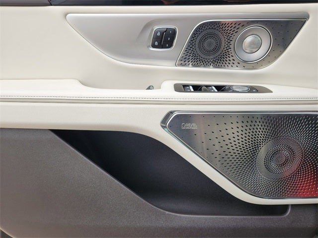 2024 Lincoln Nautilus Black Label