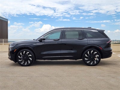 2024 Lincoln Nautilus Black Label