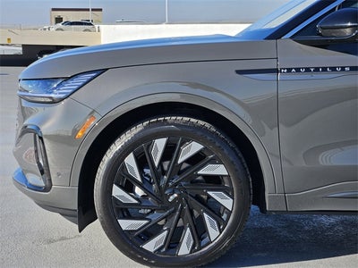 2024 Lincoln Nautilus Black Label