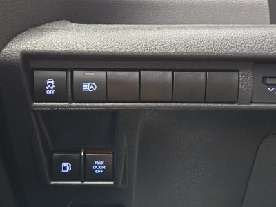 2022 Toyota Sienna XSE 7 Passenger