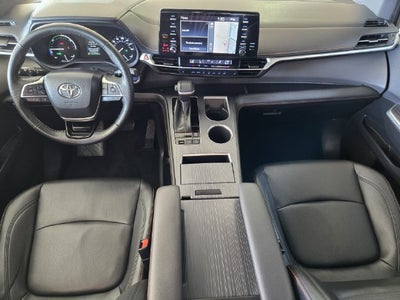 2022 Toyota Sienna XSE 7 Passenger