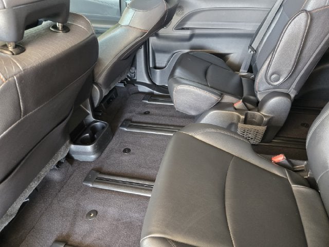 2022 Toyota Sienna XSE 7 Passenger
