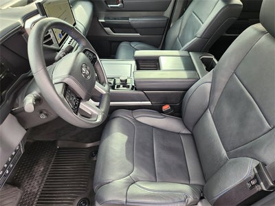 2025 Toyota Tundra Hybrid Platinum