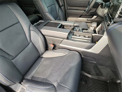 2025 Toyota Tundra Hybrid Platinum