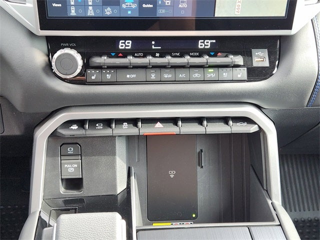 2025 Toyota Tundra Hybrid Platinum