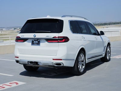 2024 BMW X7 xDrive40i