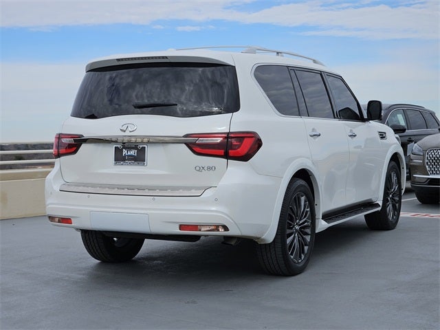 2021 INFINITI QX80 Premium Select