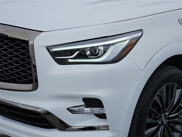 2021 INFINITI QX80 Premium Select