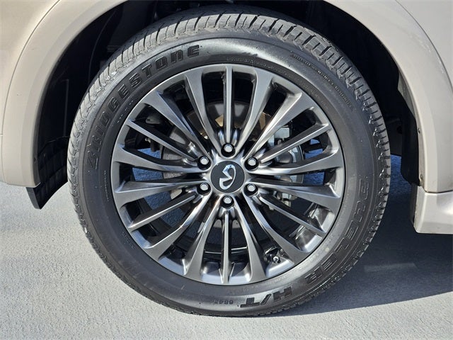 2023 INFINITI QX80 Sensory