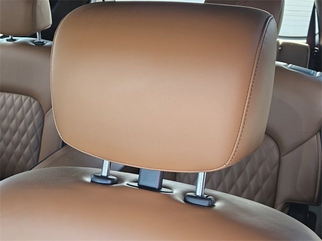 2023 INFINITI QX80 Sensory