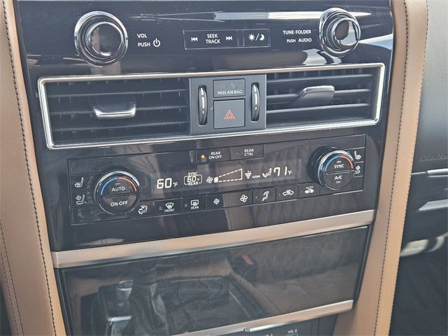 2023 INFINITI QX80 Sensory