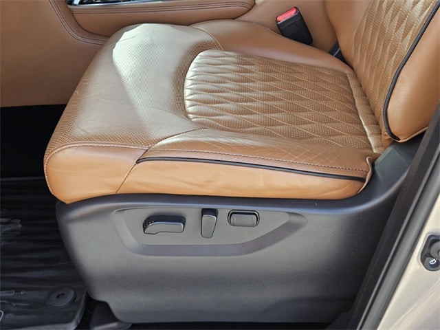 2023 INFINITI QX80 Sensory