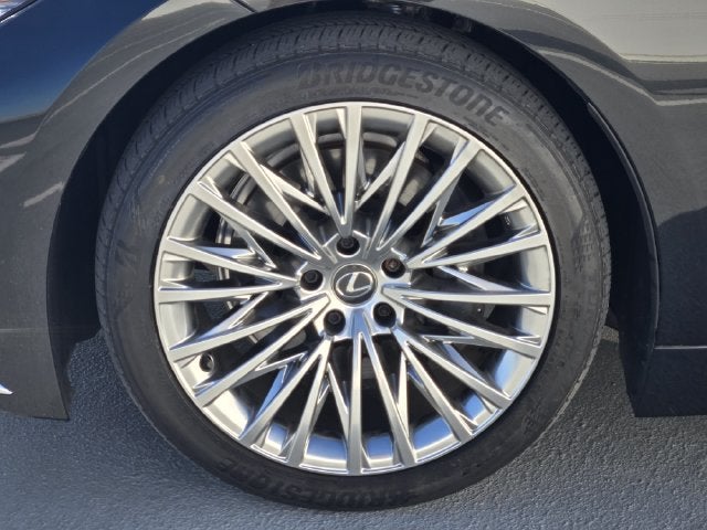 2024 Lexus LS 500 Base