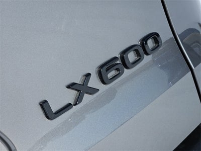 2025 Lexus LX 600 Luxury