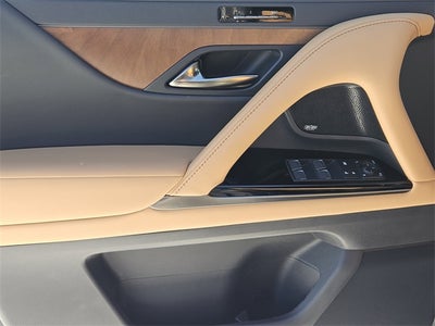 2025 Lexus LX 600 Luxury