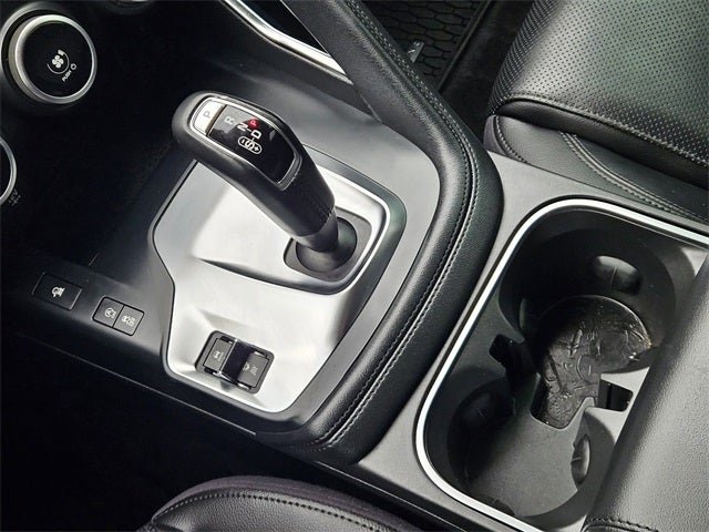 2020 Jaguar E-PACE Base