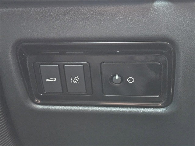 2019 Jaguar XE 25t Premium