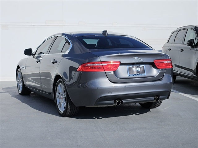 2019 Jaguar XE 25t Premium