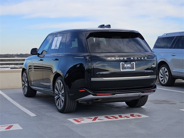 2023 Land Rover Range Rover SE