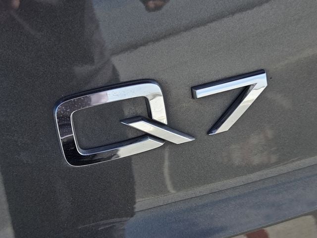 2021 Audi Q7 45 Premium Plus quattro