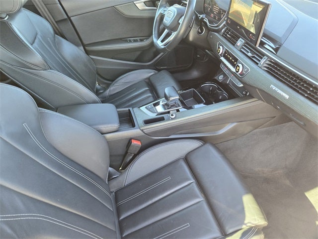 2023 Audi A4 45 S line Premium Plus quattro