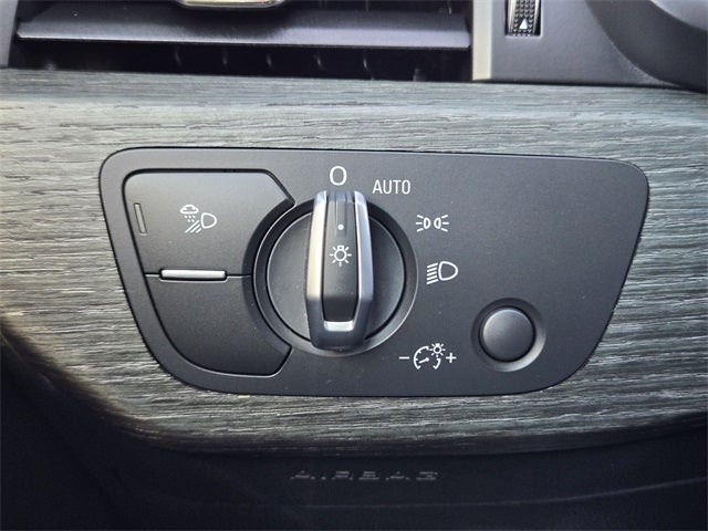 2023 Audi A4 45 S line Premium Plus quattro