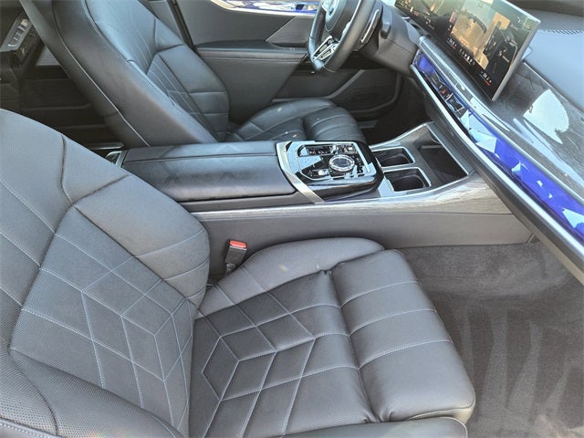 2024 BMW 7 Series 740i