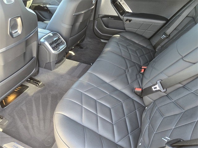 2024 BMW 7 Series 740i