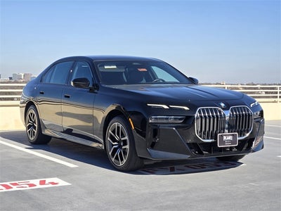 2024 BMW 7 Series 740i