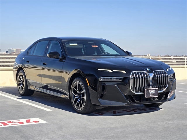 2024 BMW 7 Series 740i