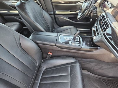 2019 BMW 7 Series 740i