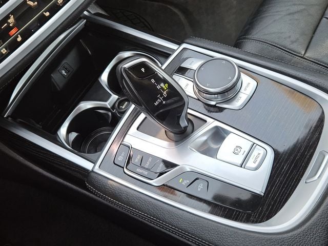 2019 BMW 7 Series 740i