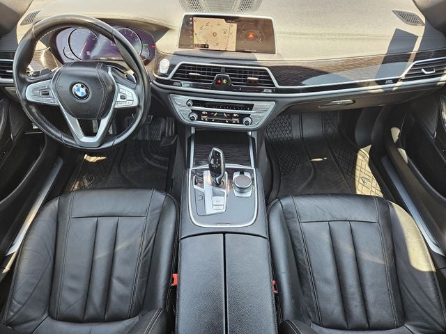 2019 BMW 7 Series 740i