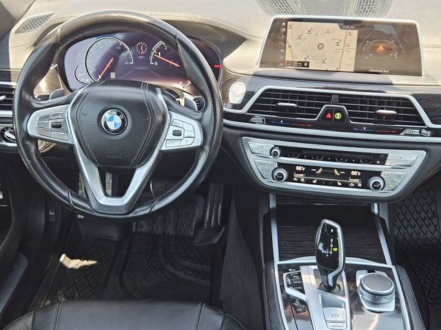 2019 BMW 7 Series 740i