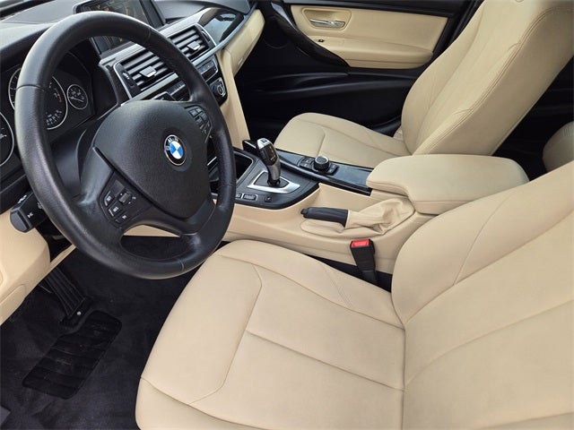 2017 BMW 3 Series 320i