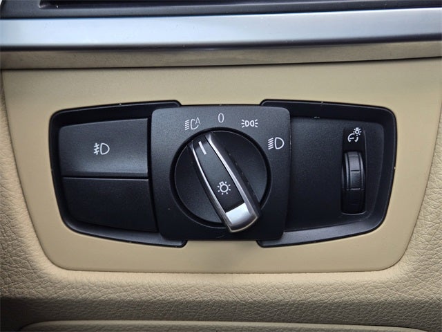 2017 BMW 3 Series 320i