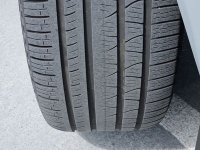 2025 Volvo XC90 Plug-In Hybrid T8 Plus 7 Passenger