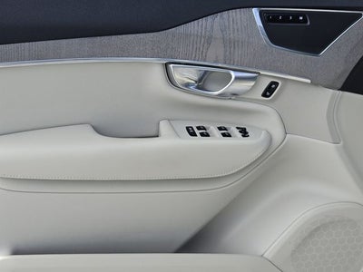 2025 Volvo XC90 Plug-In Hybrid T8 Plus 7 Passenger