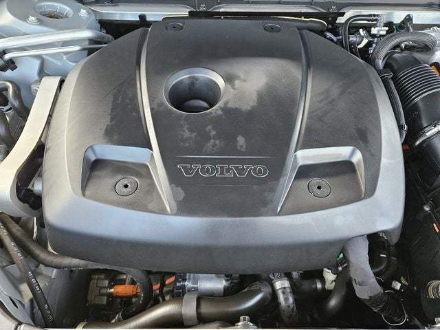 2025 Volvo XC90 Plug-In Hybrid T8 Plus 7 Passenger