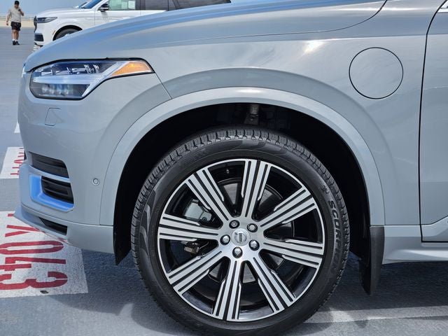 2025 Volvo XC90 Plug-In Hybrid T8 Plus 7 Passenger