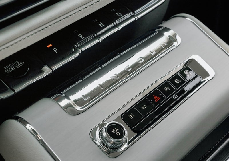 The piano key gear selector of a 2027 Lincoln Aviator® Back Label™ SUV. | Planet Lincoln Love Field in Dallas TX